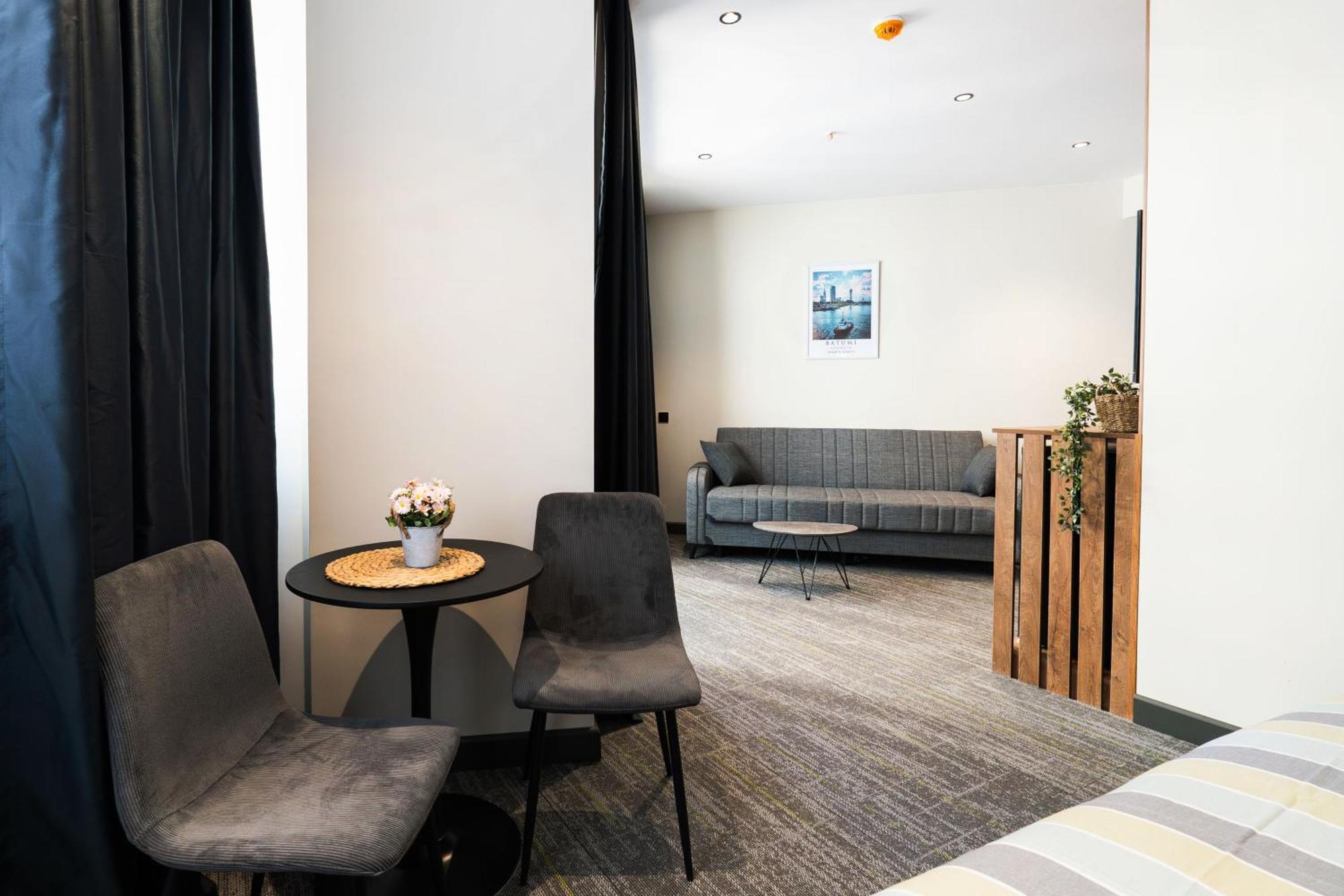 Nova Luxe Hotel & Residences Batumi Eksteriør bilde