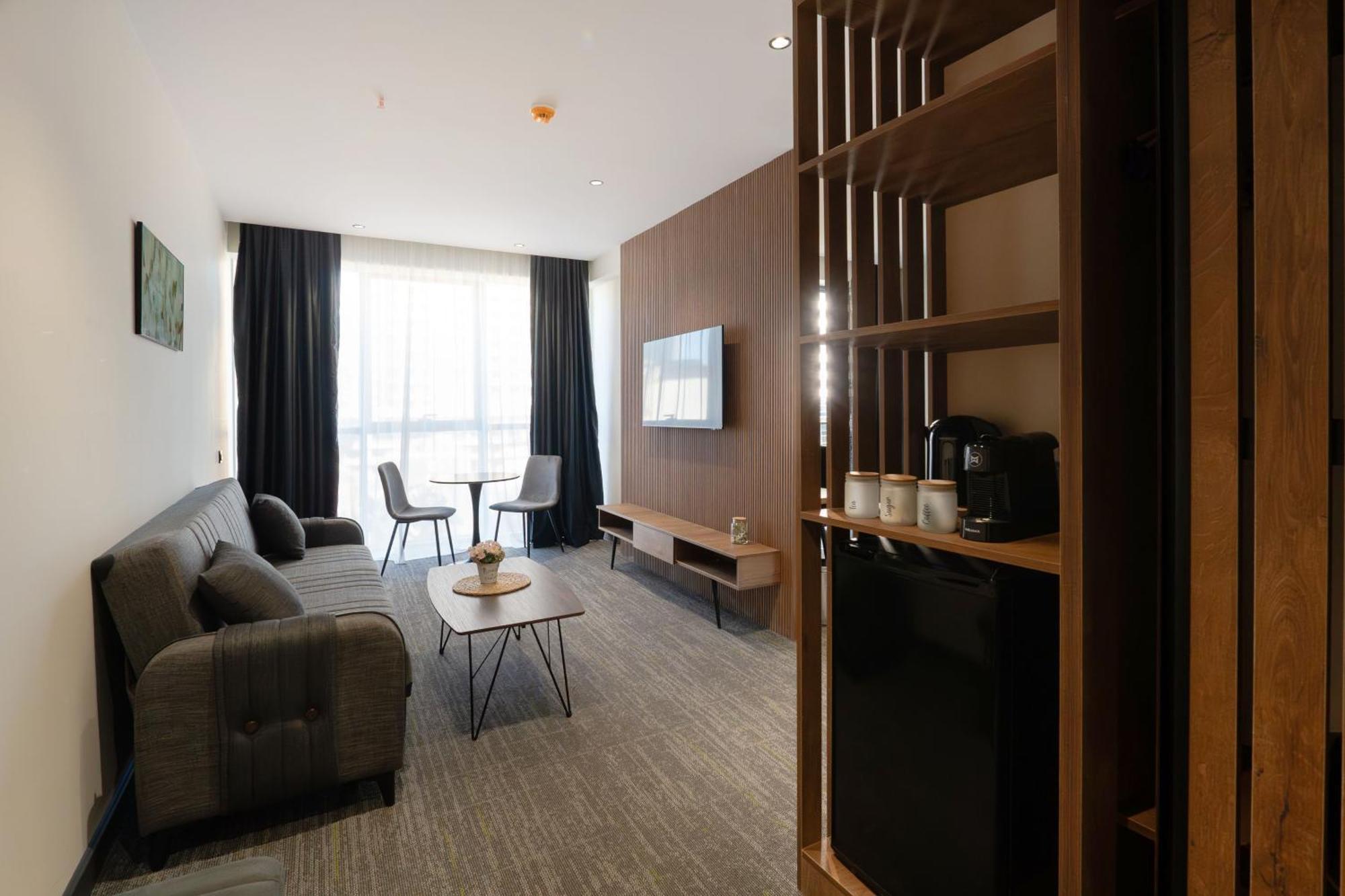 Nova Luxe Hotel & Residences Batumi Rom bilde